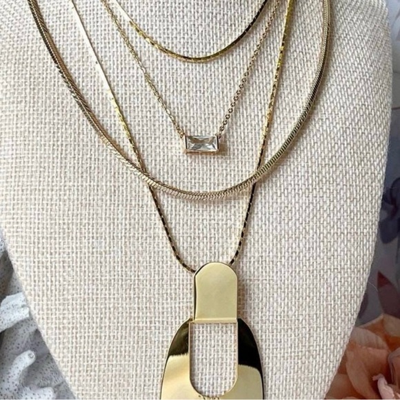 Park Lane Jewelry - Park Lane “Shannel” Necklace in Gold! BNIB!